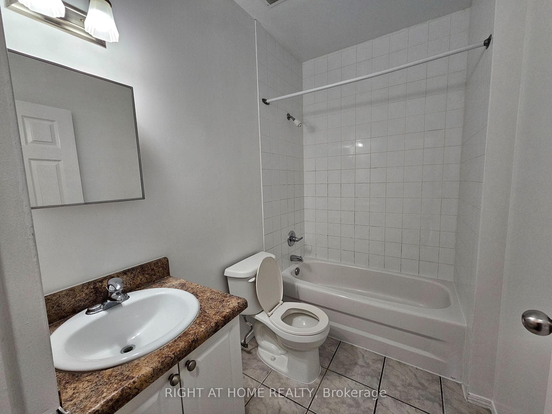 1801 Eglinton Avenue Unit 307 photo 17