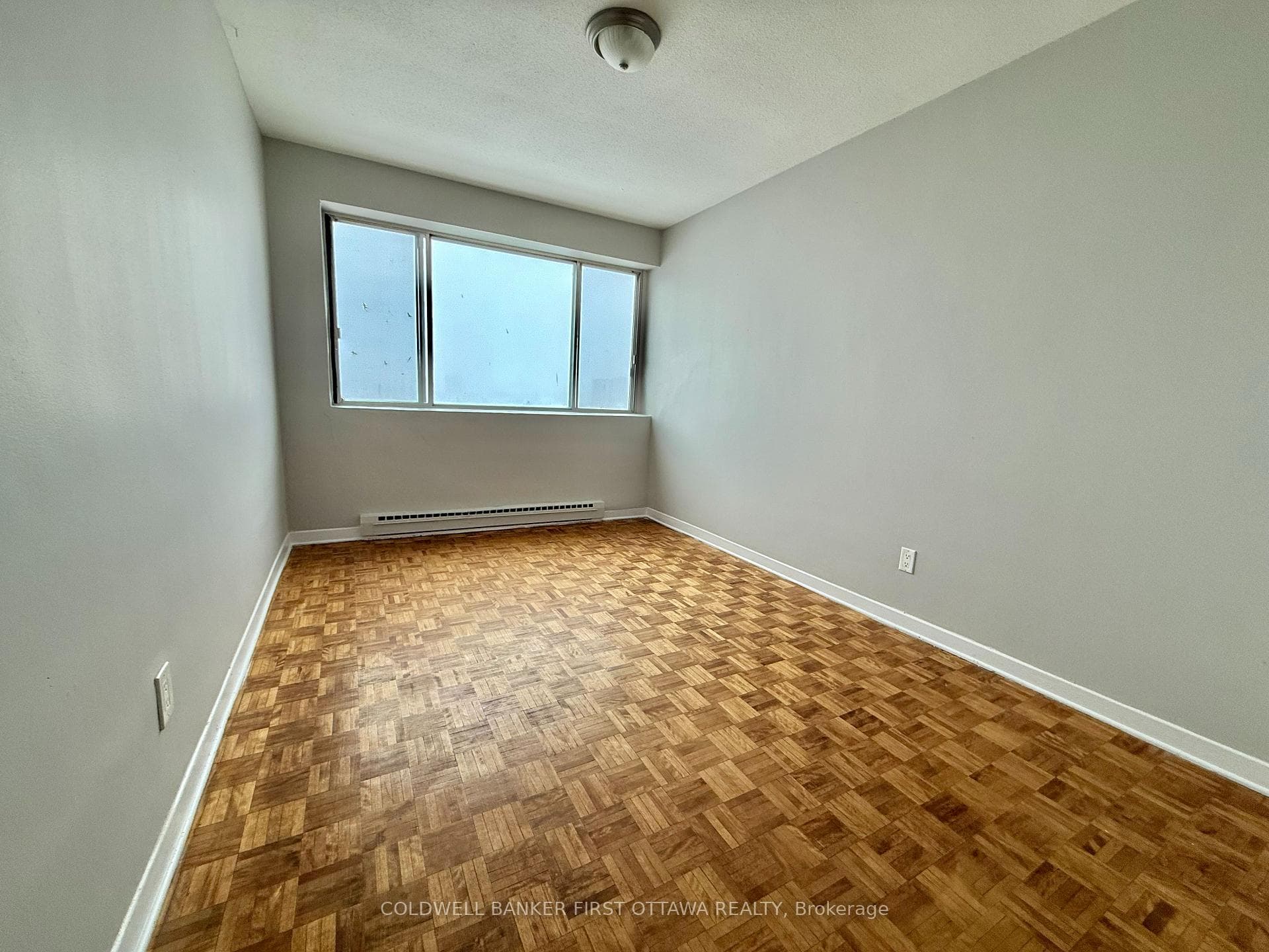 1435 Morisset Avenue Unit 605 photo 6