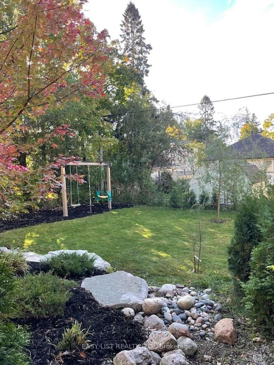 79 Ontario Avenue photo 20