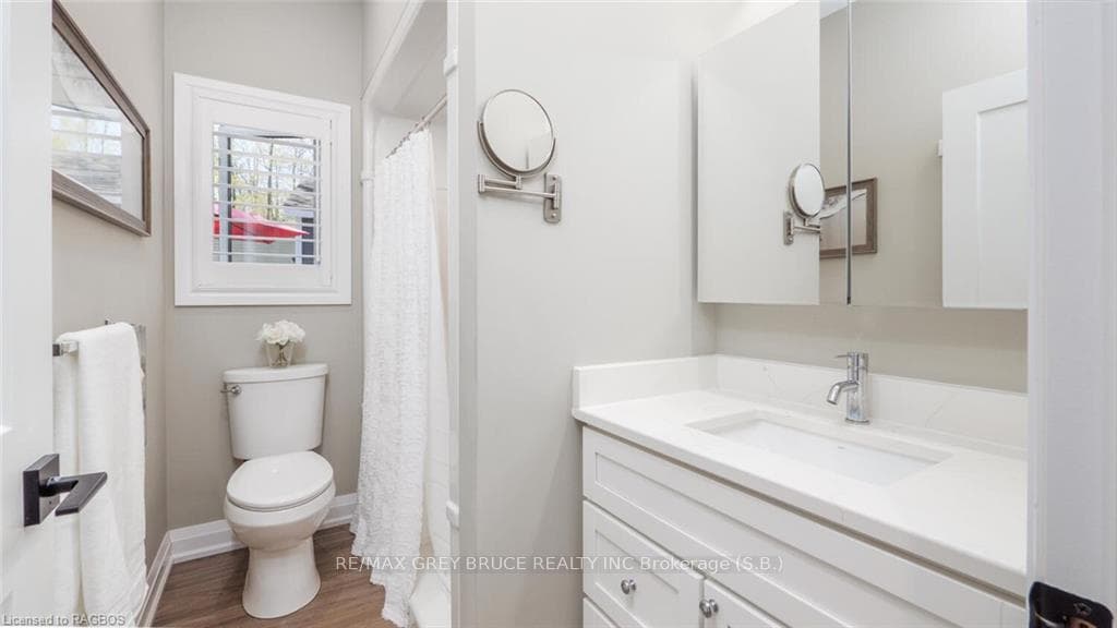 6 EDISON Circle photo 12