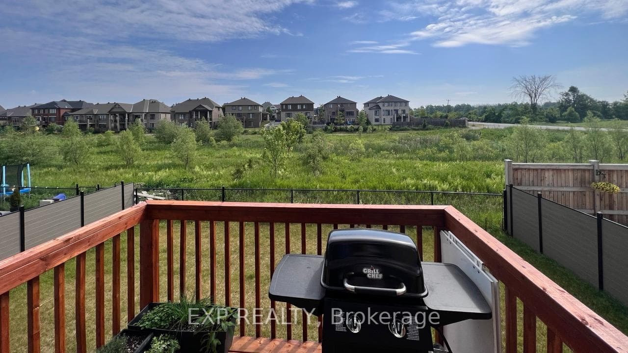 747 Coast Circle photo 31