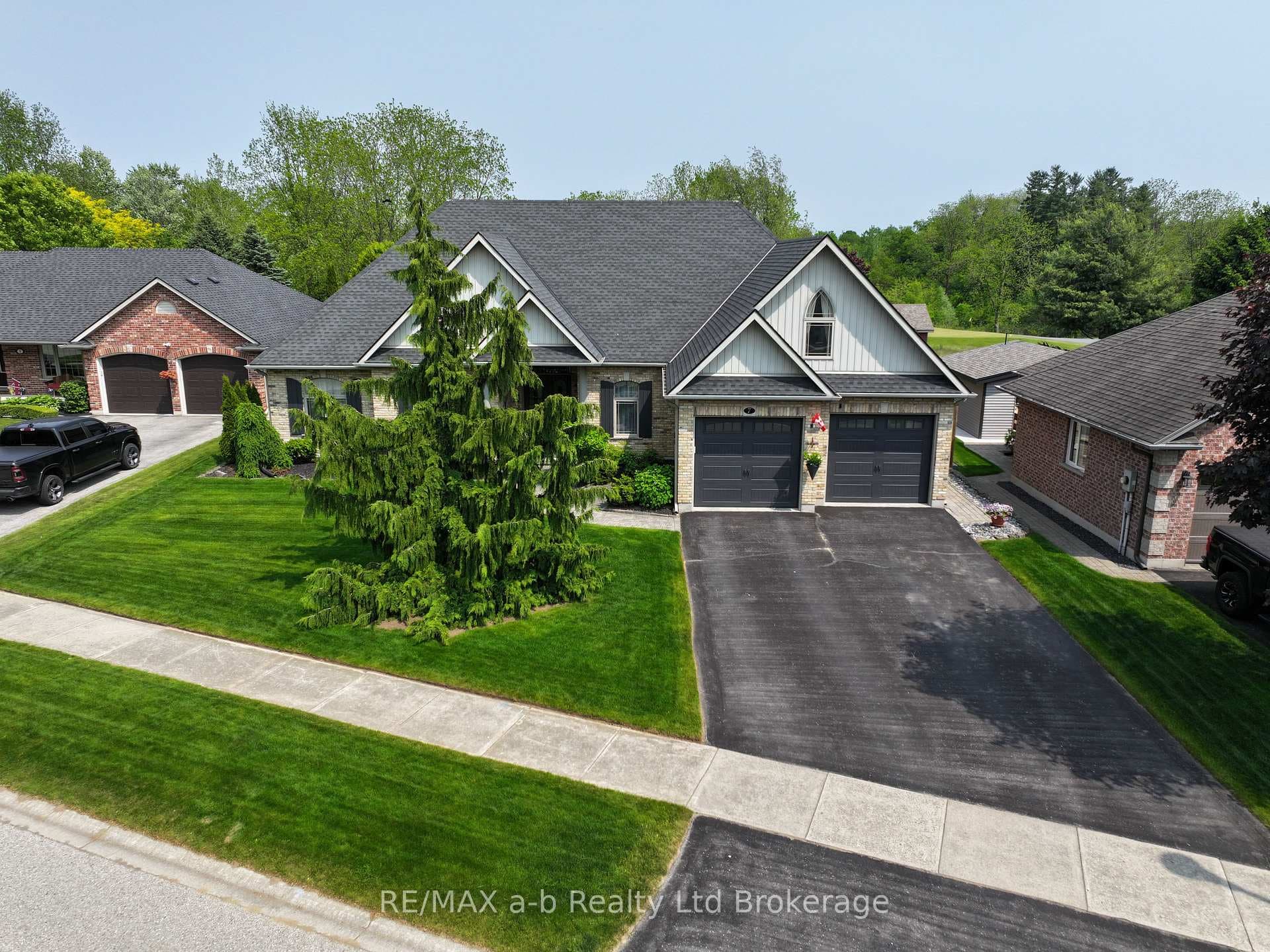 7 OTTERVIEW Drive photo 2