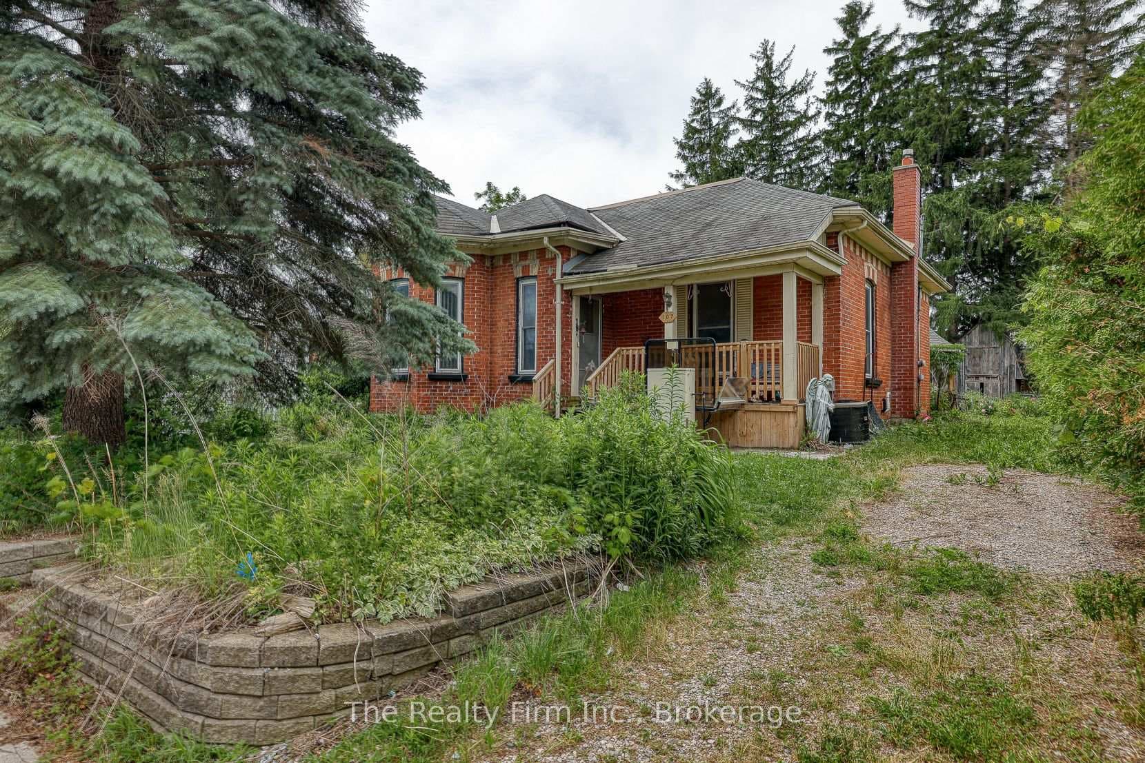 107 Huron Street photo 2