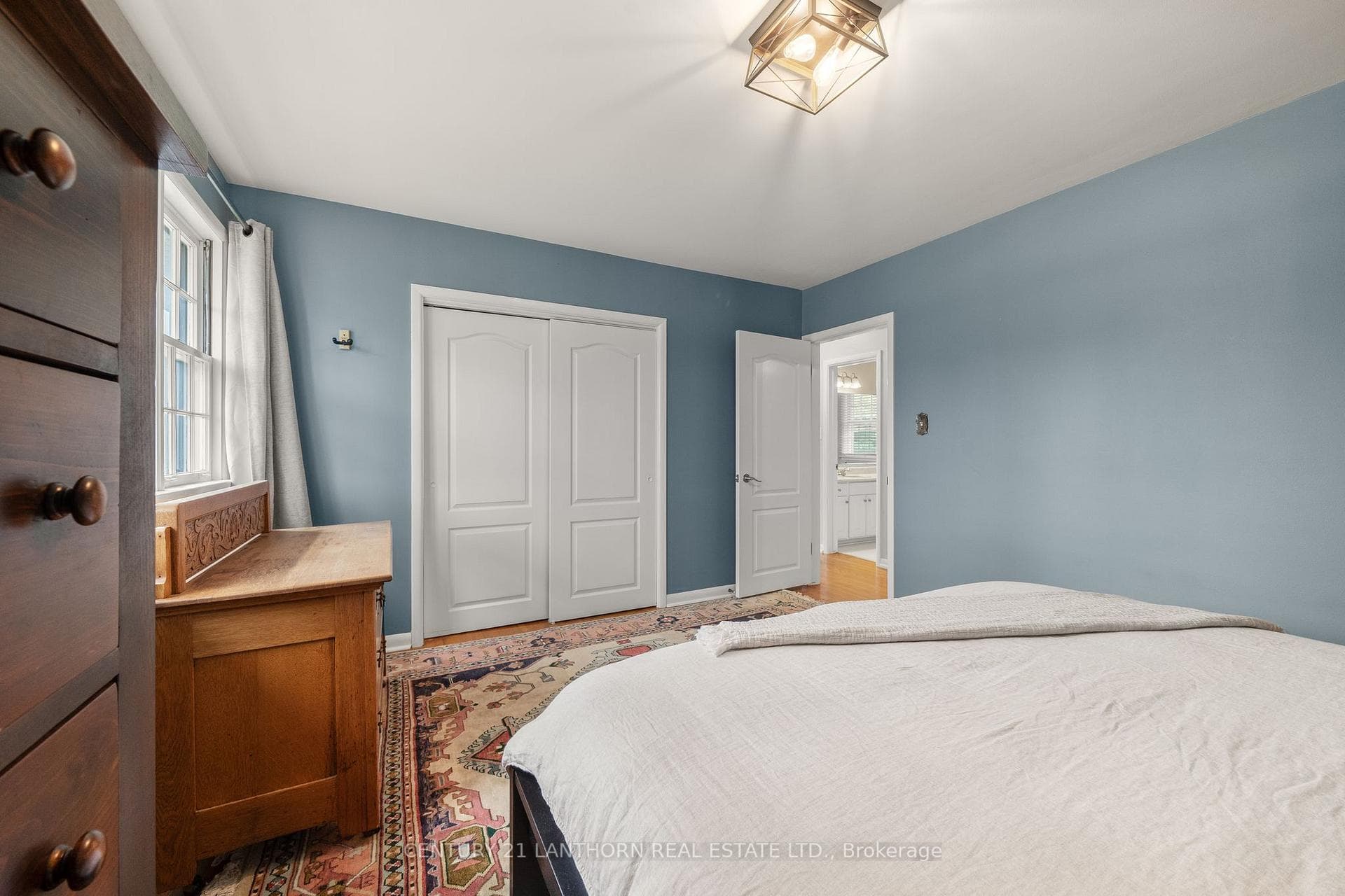 18 Lesley Drive photo 17