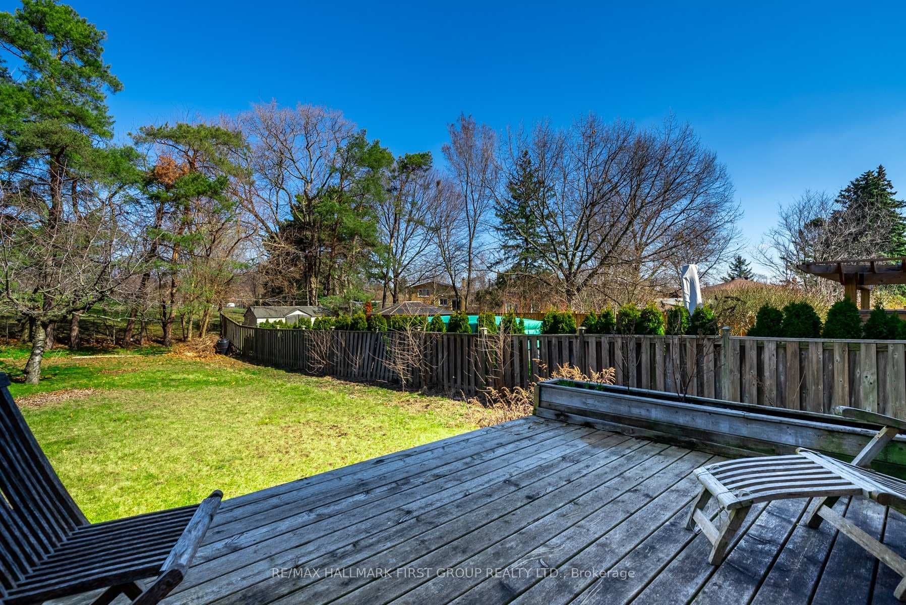 62 La Rose Avenue photo 38