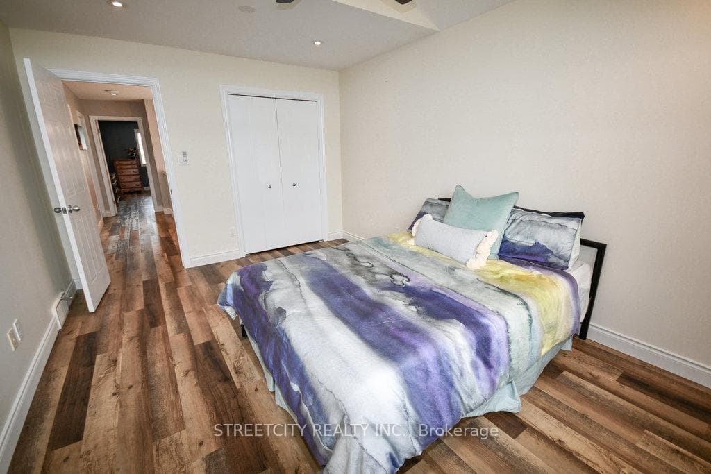 1623 McNeil Place photo 27
