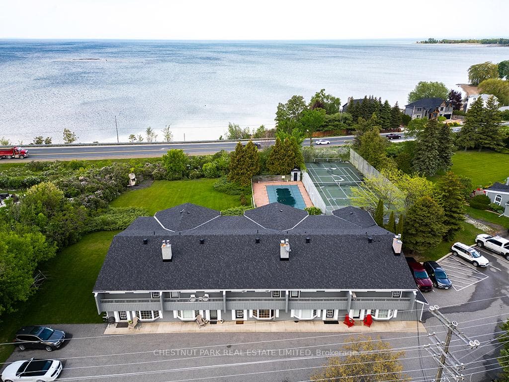 139 Lakeshore Road Unit 13 photo 3
