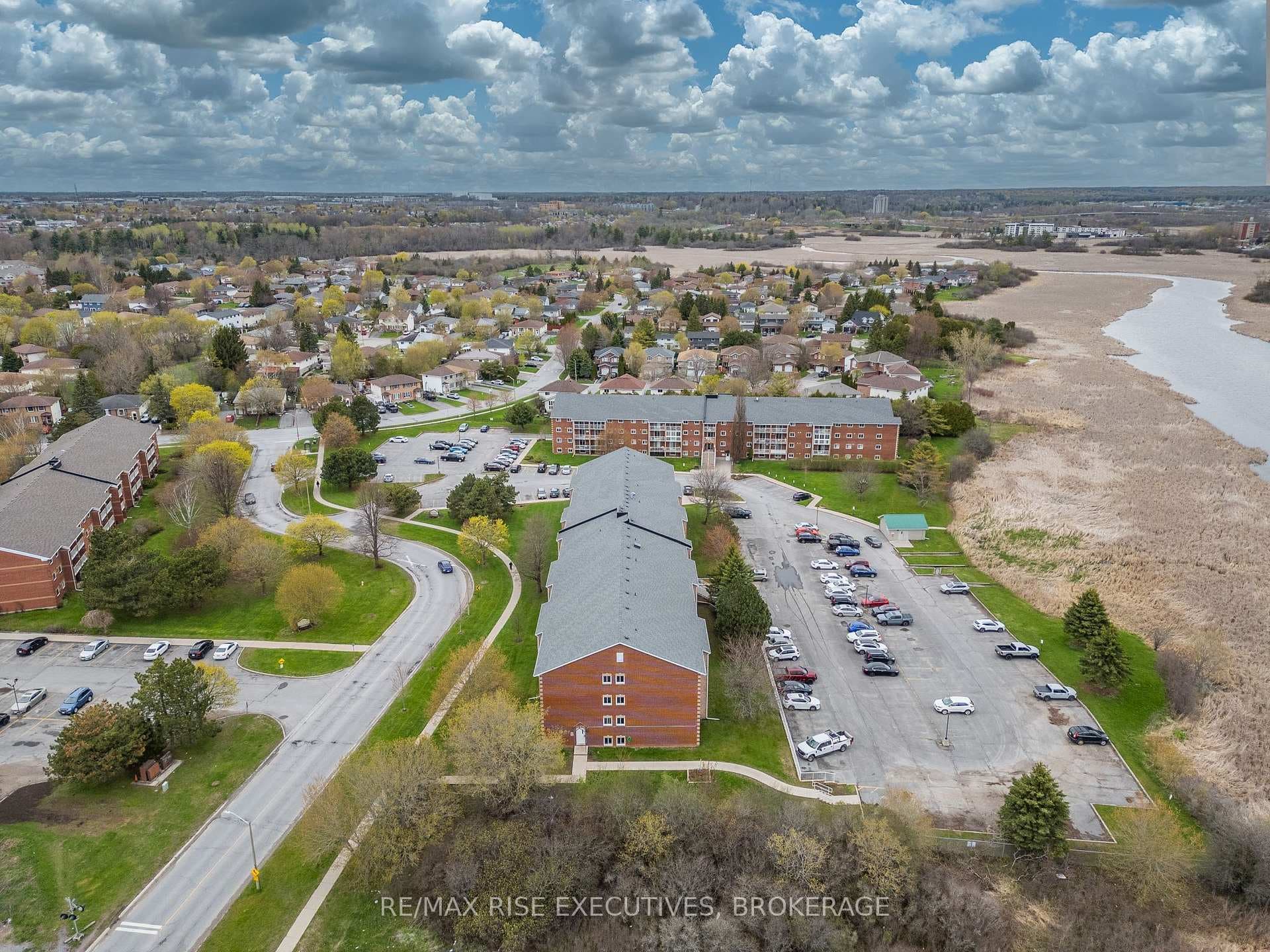 566 Armstrong Road Unit 214 photo 46