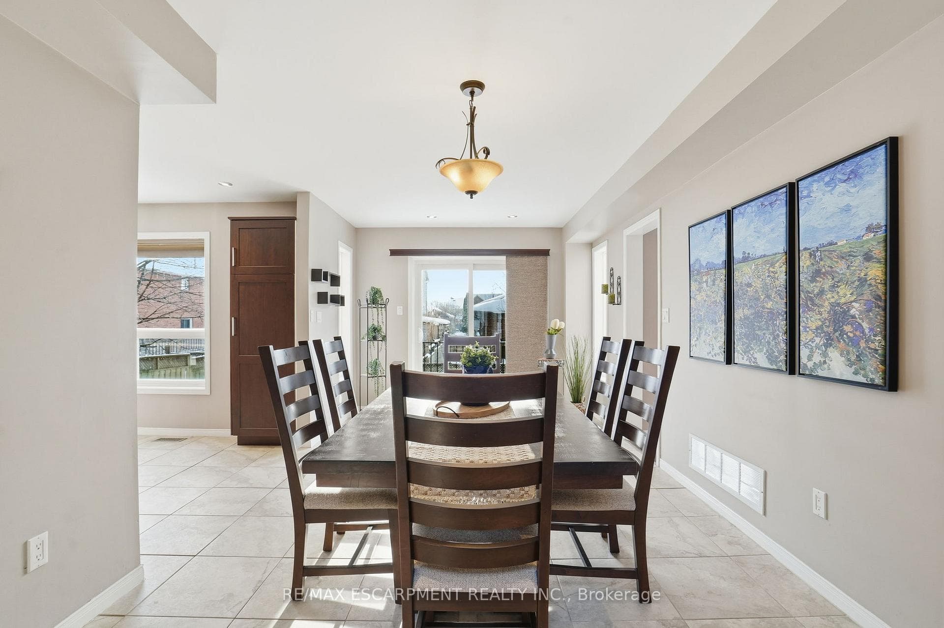 73 Riley Street photo 9
