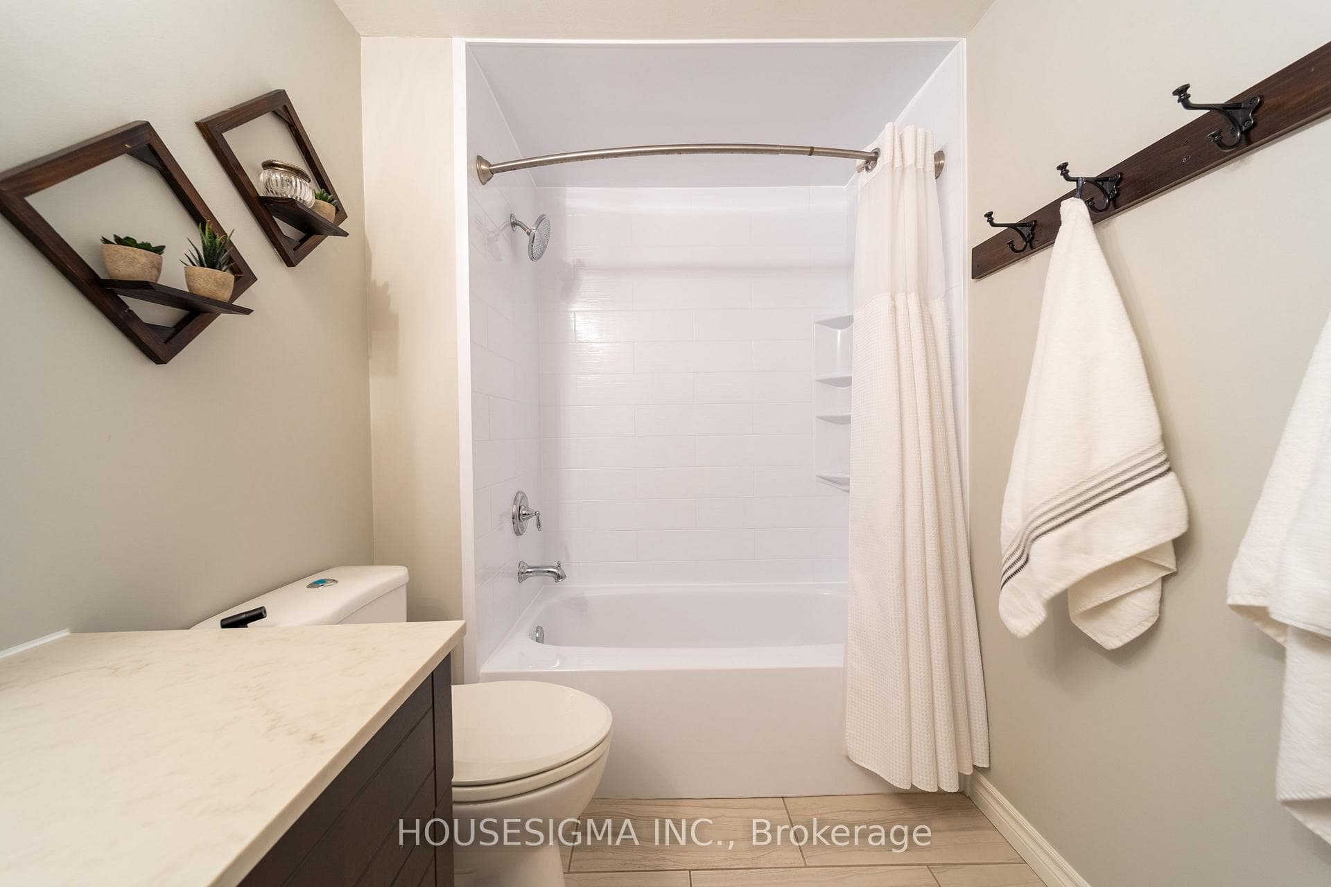 900 Pond View Road Unit 122 photo 25