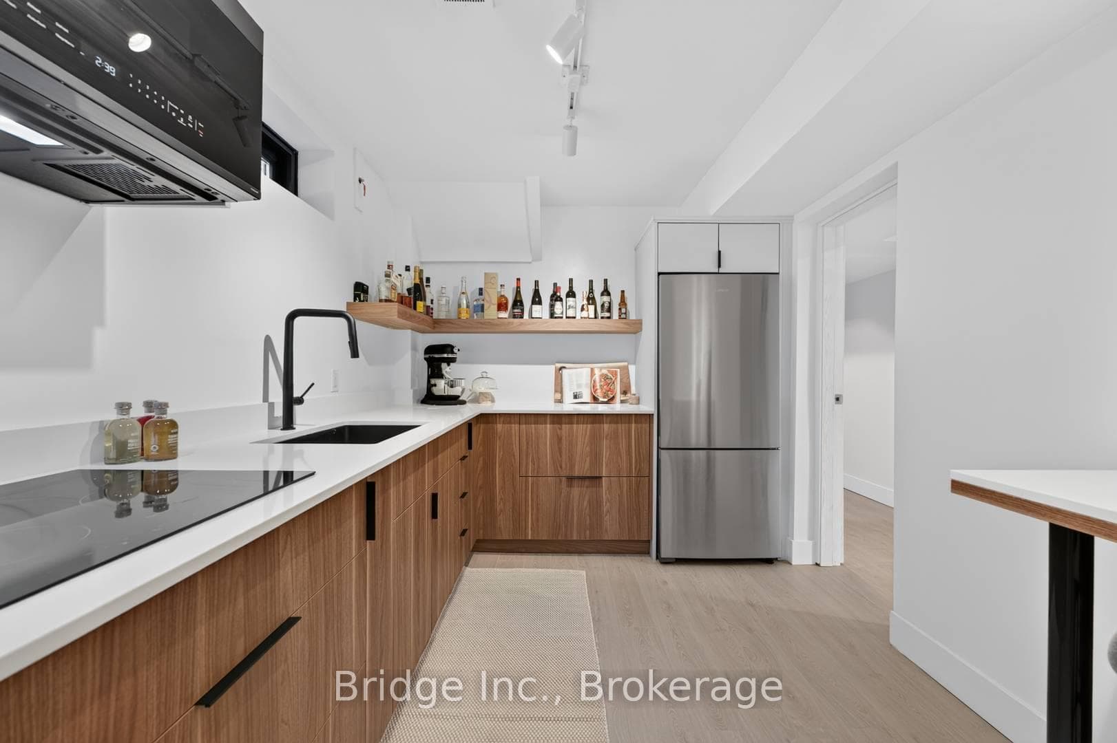 Secondary Kitchen with Dining Area