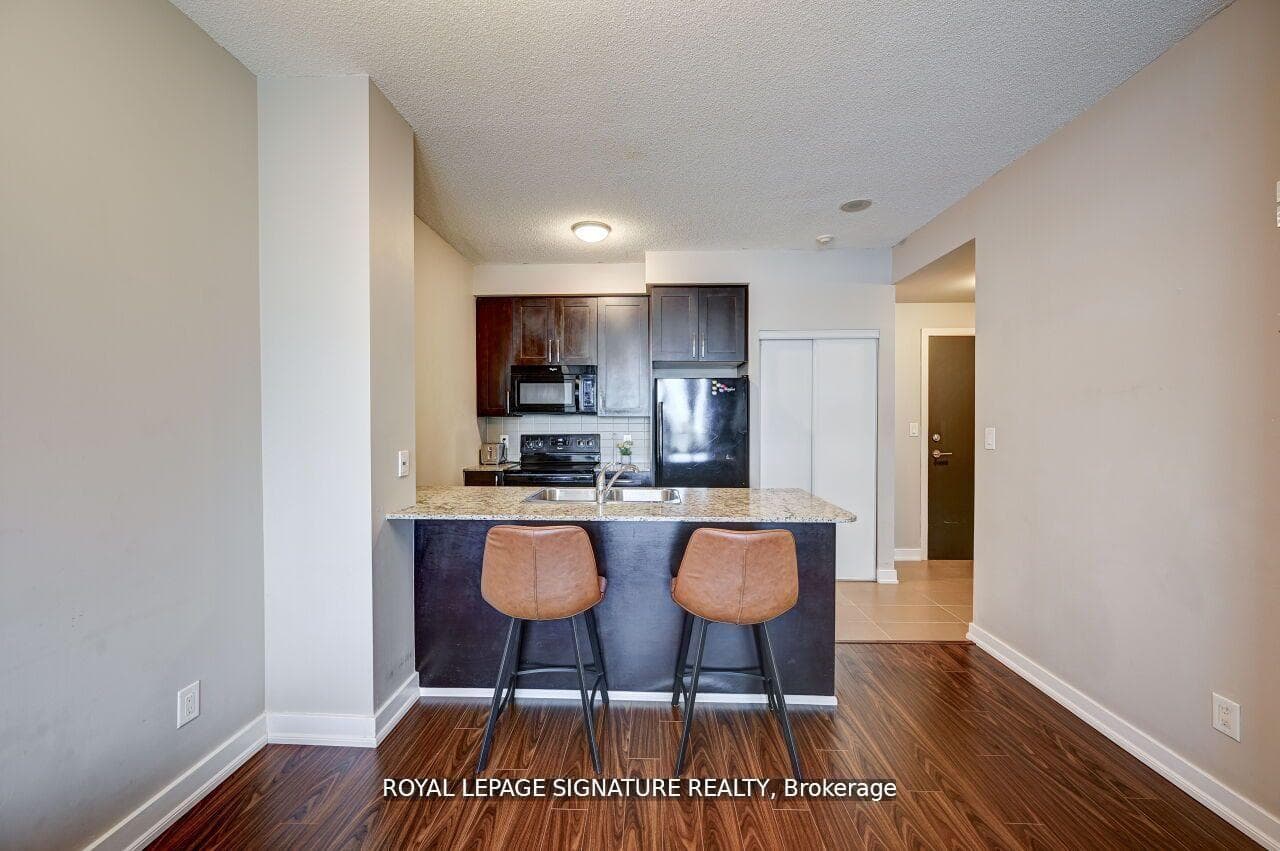 4070 Confederation Parkway Unit 910 photo 13