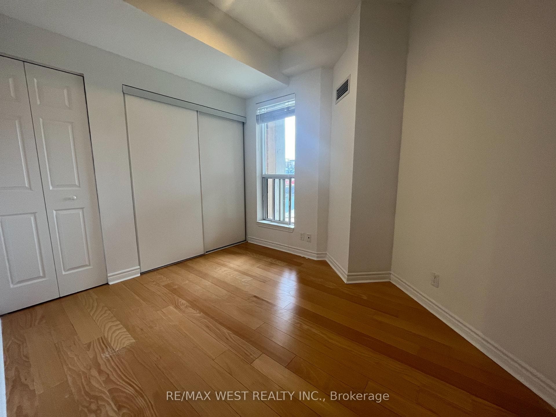11 Christie Street Unit 206 photo 12