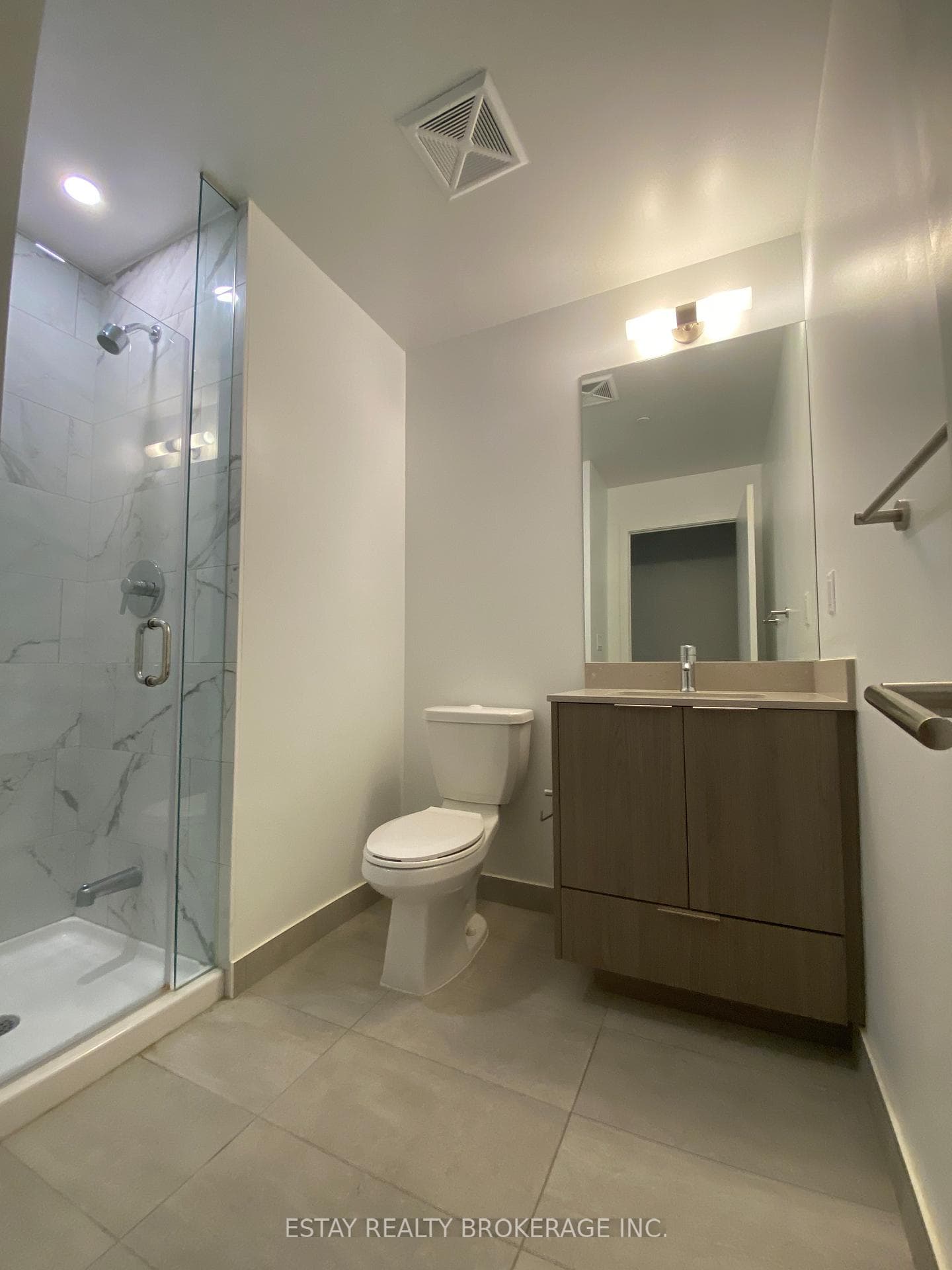 32 Forest Manor Road Unit 2508 photo 5