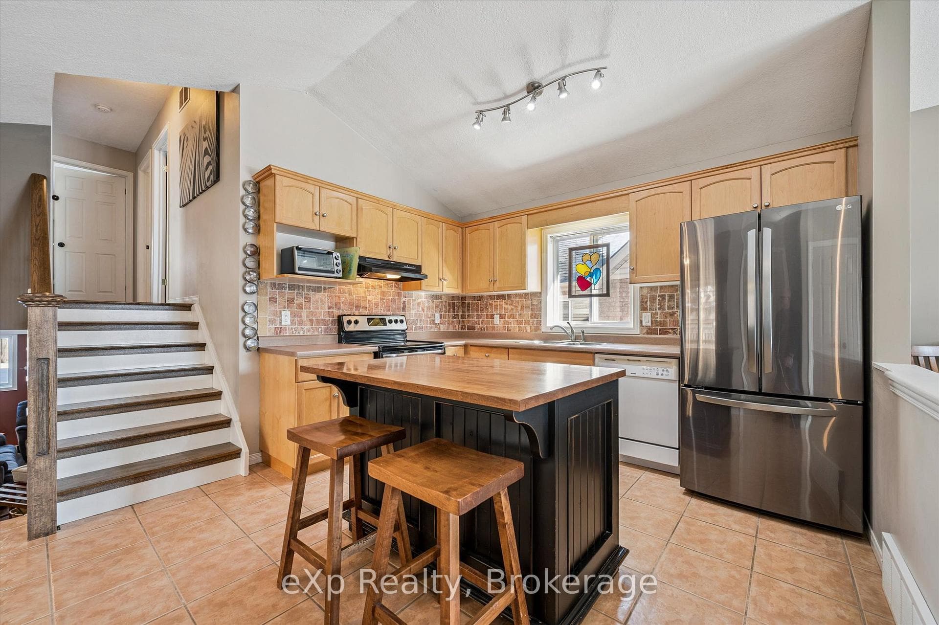 45 Althorp Drive photo 11