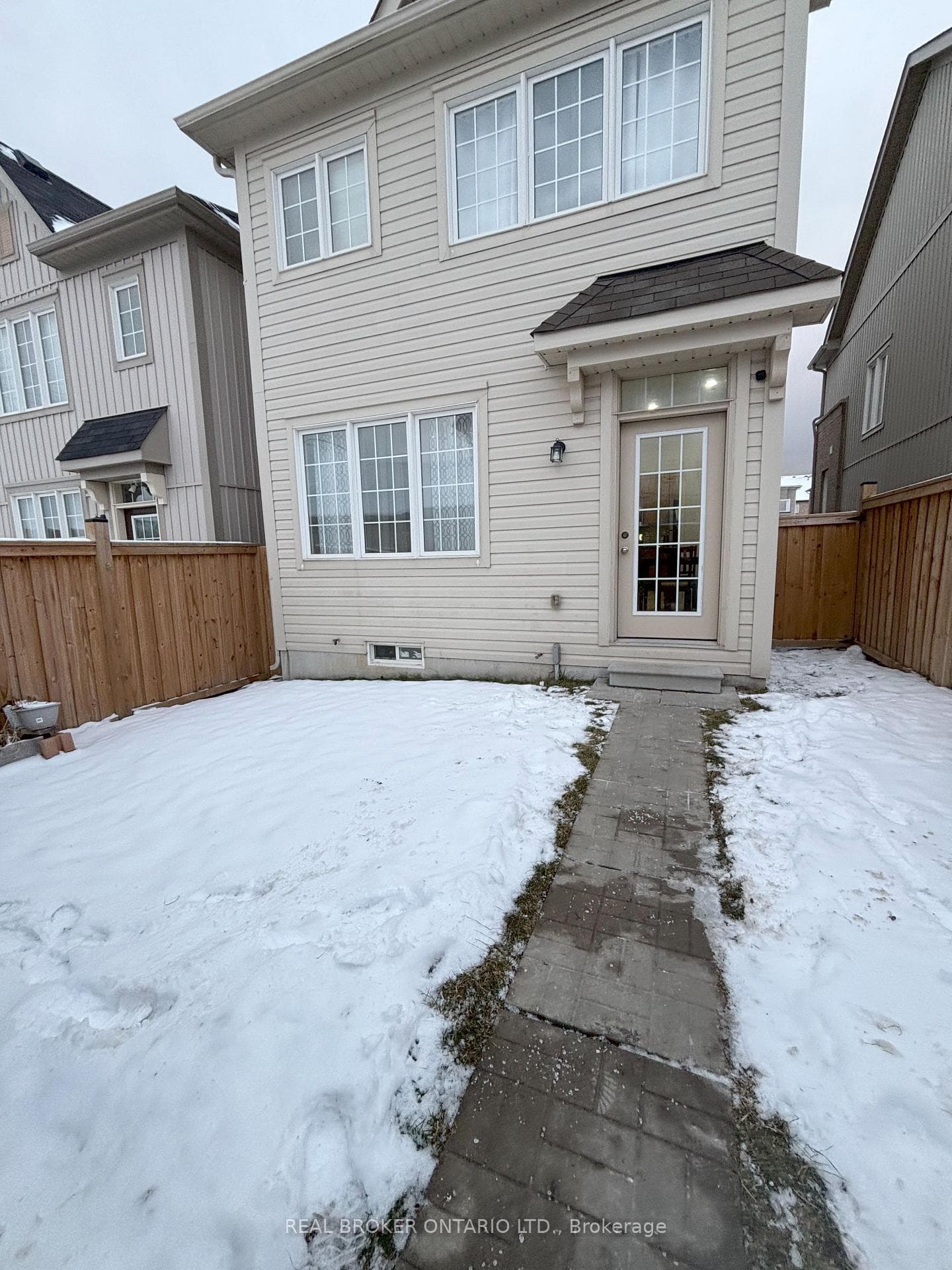 6 Mcbride Avenue photo 24