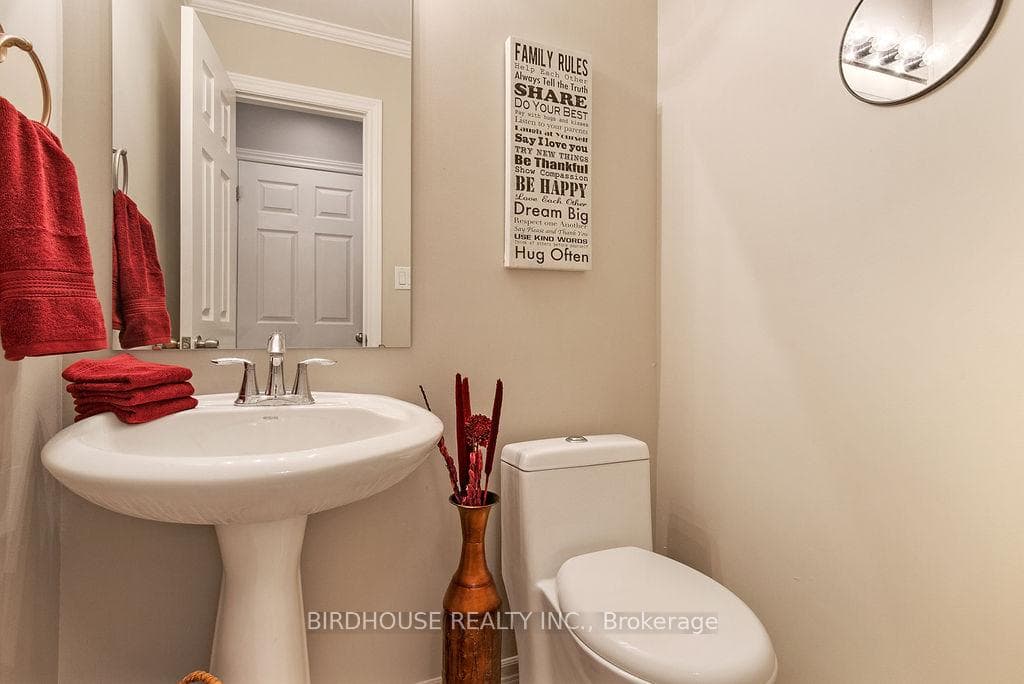 27 Purpledusk Drive photo 12