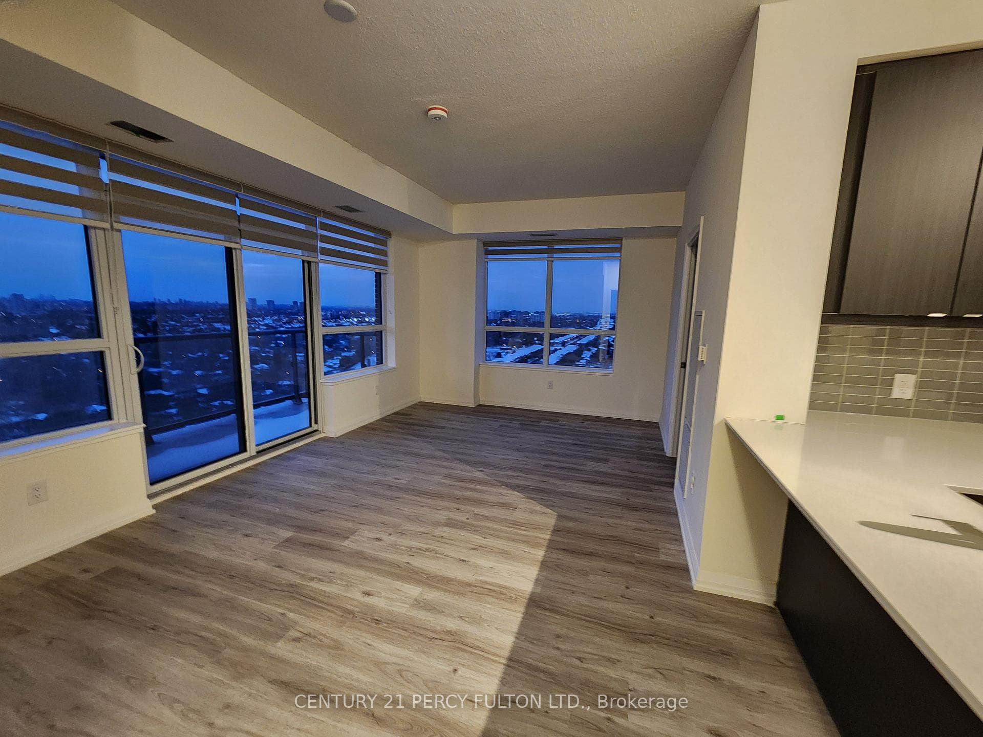 3260 Sheppard Avenue Unit 2202 photo 11
