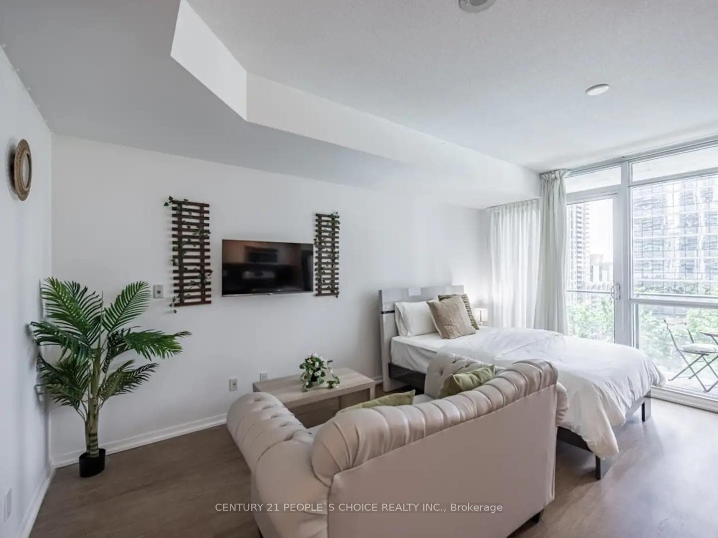 65 Bremner Boulevard Unit 1203 photo 10