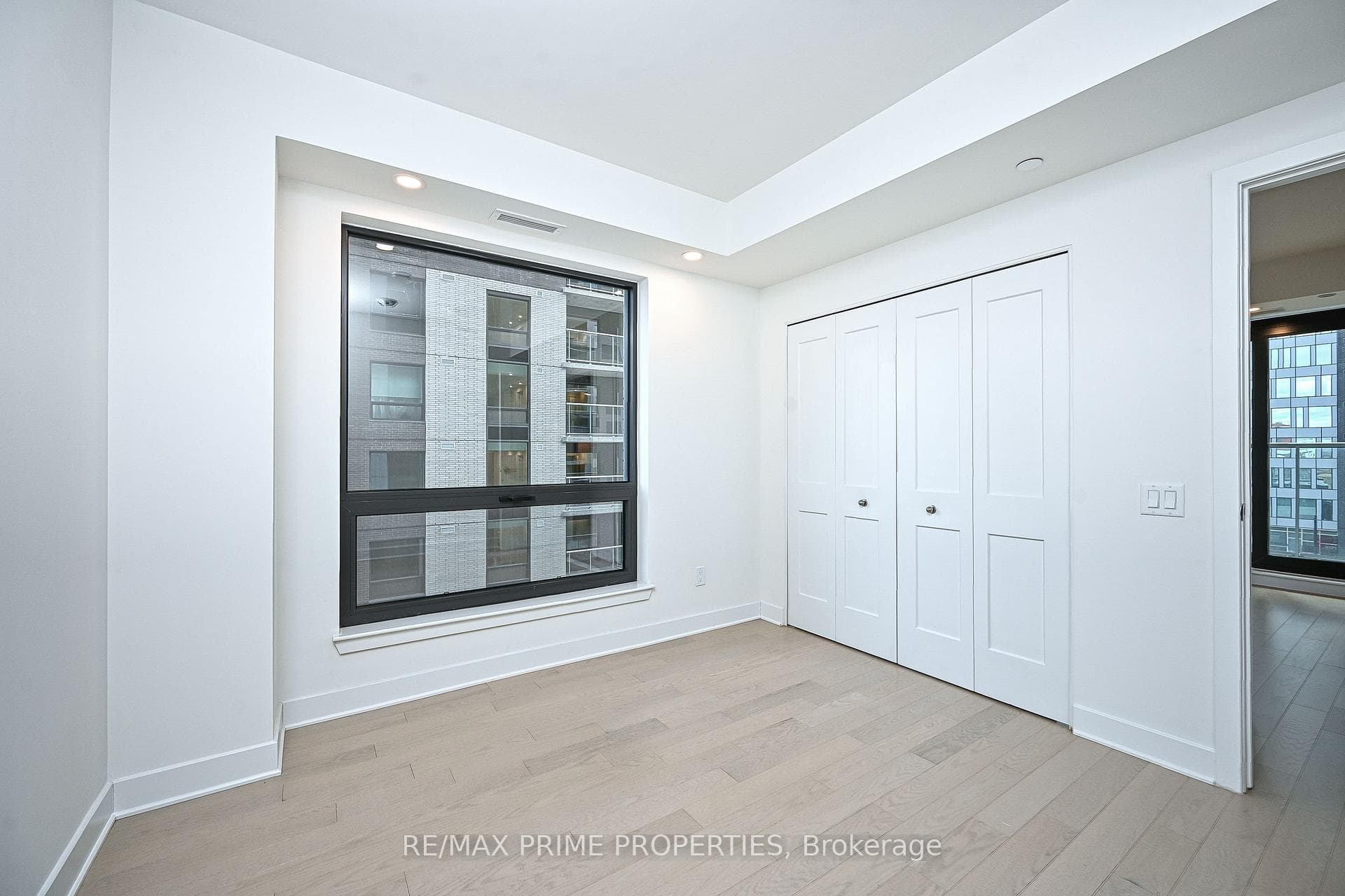 180 GEORGE Street Unit 508 photo 20