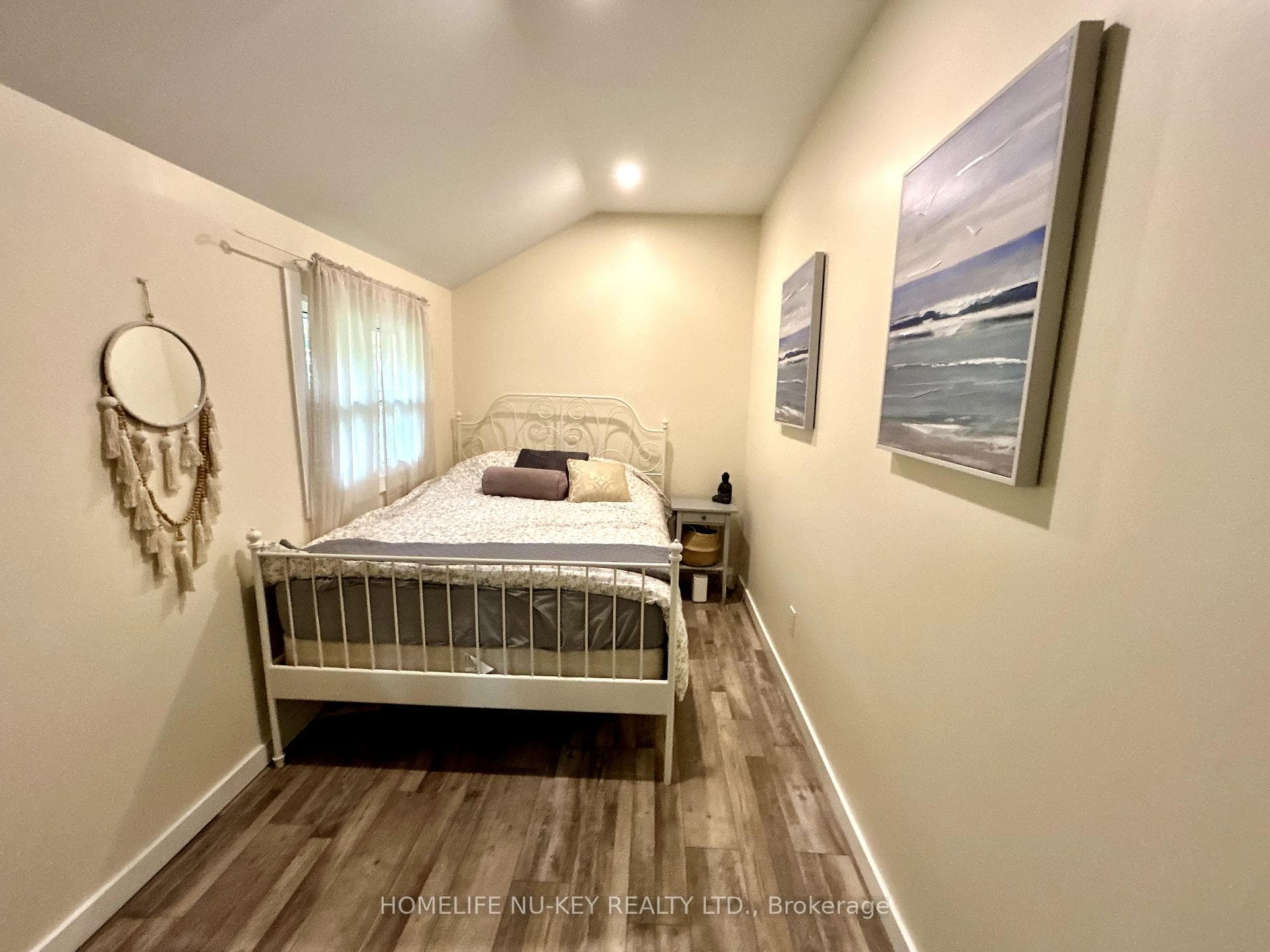 28 Hastings Avenue photo 21