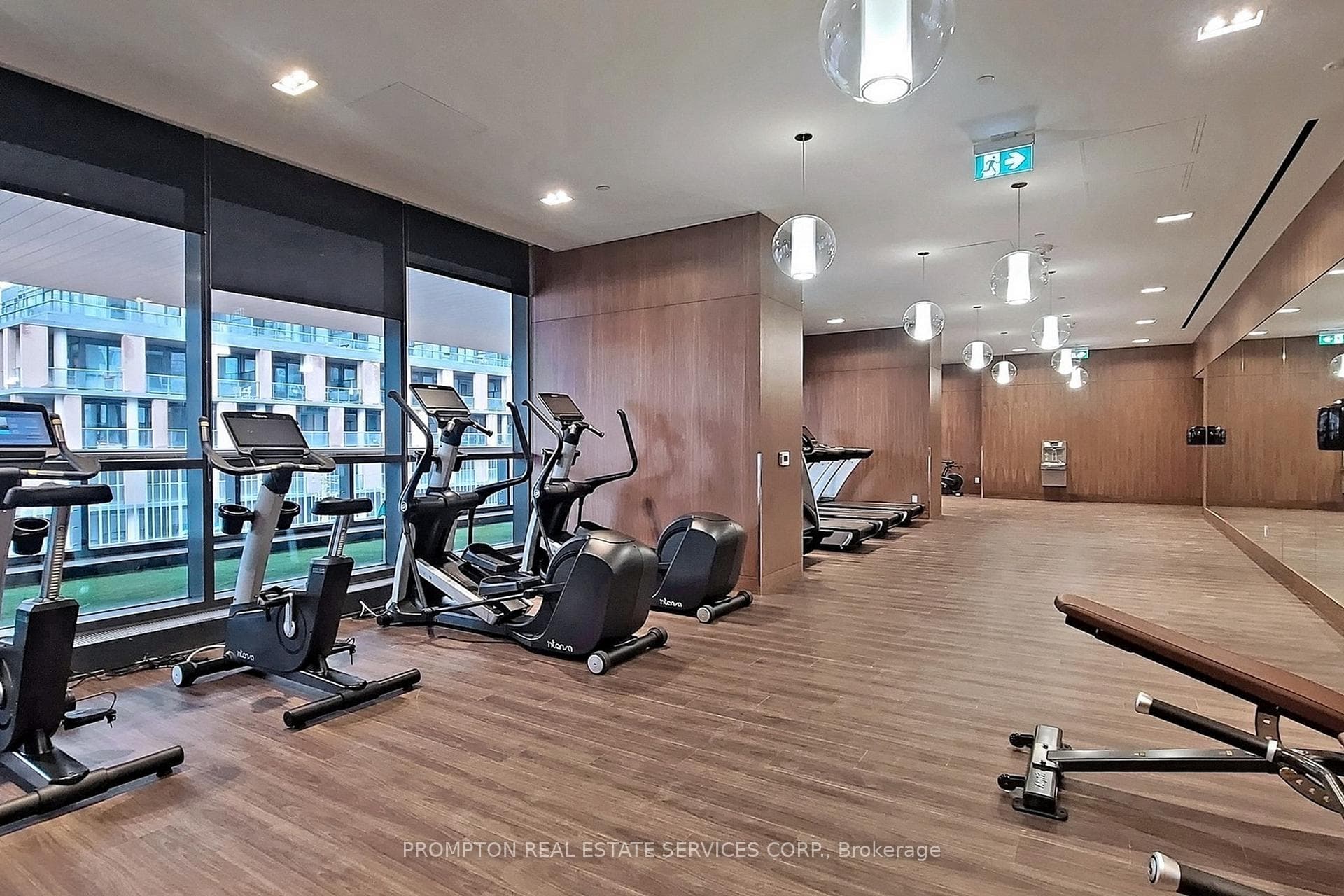 19 Bathurst Street Unit 3212 photo 11