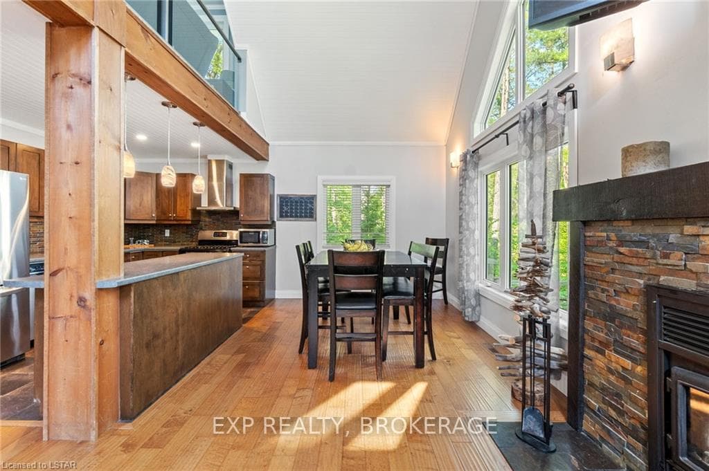 8702 GOOSEMARSH Line photo 14