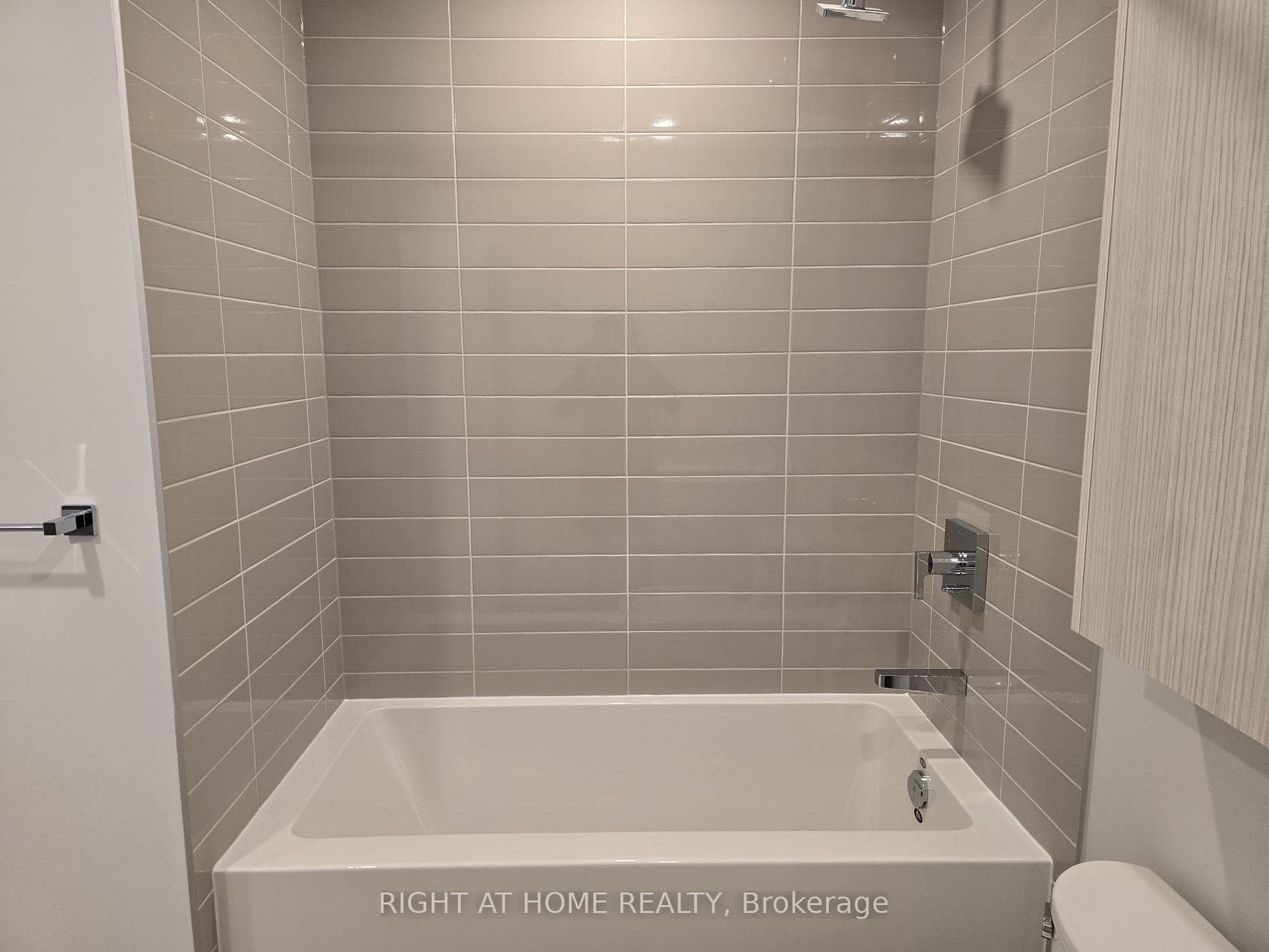 430 Square One Drive Unit 3310 photo 14