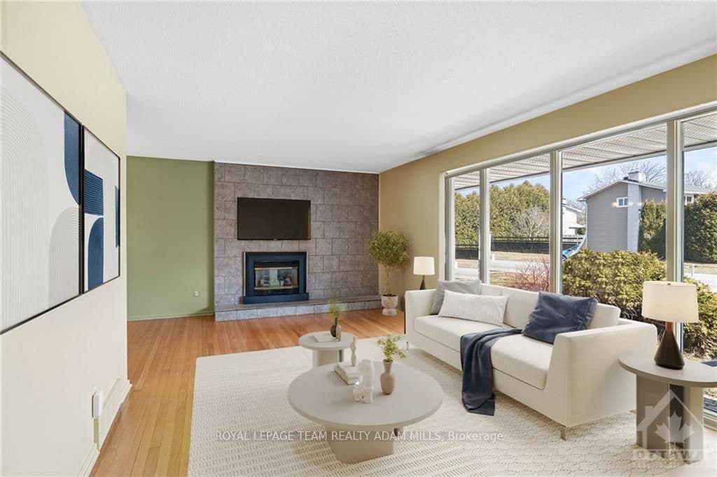 88 RIDGEFIELD Crescent photo 4