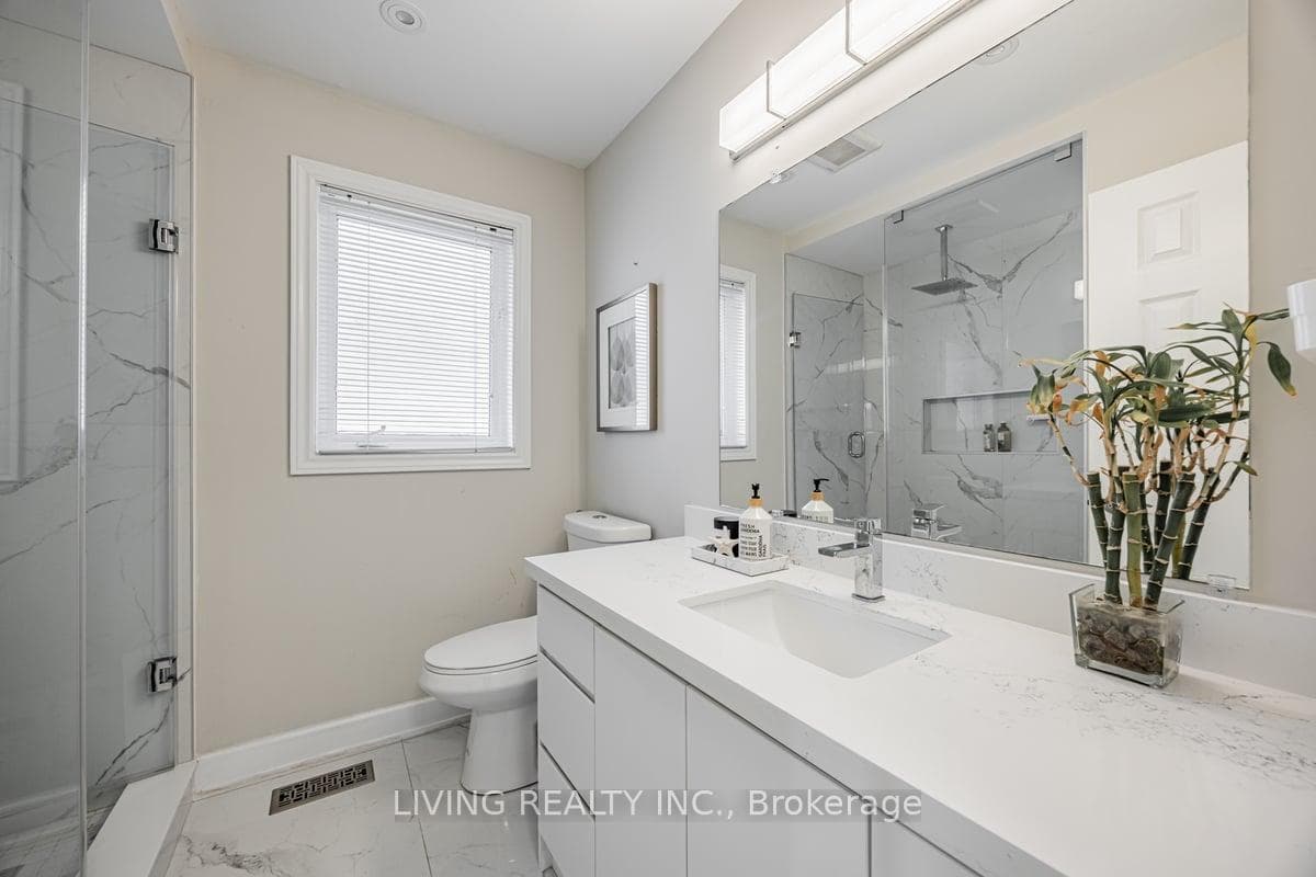 14 Lamont Court photo 24