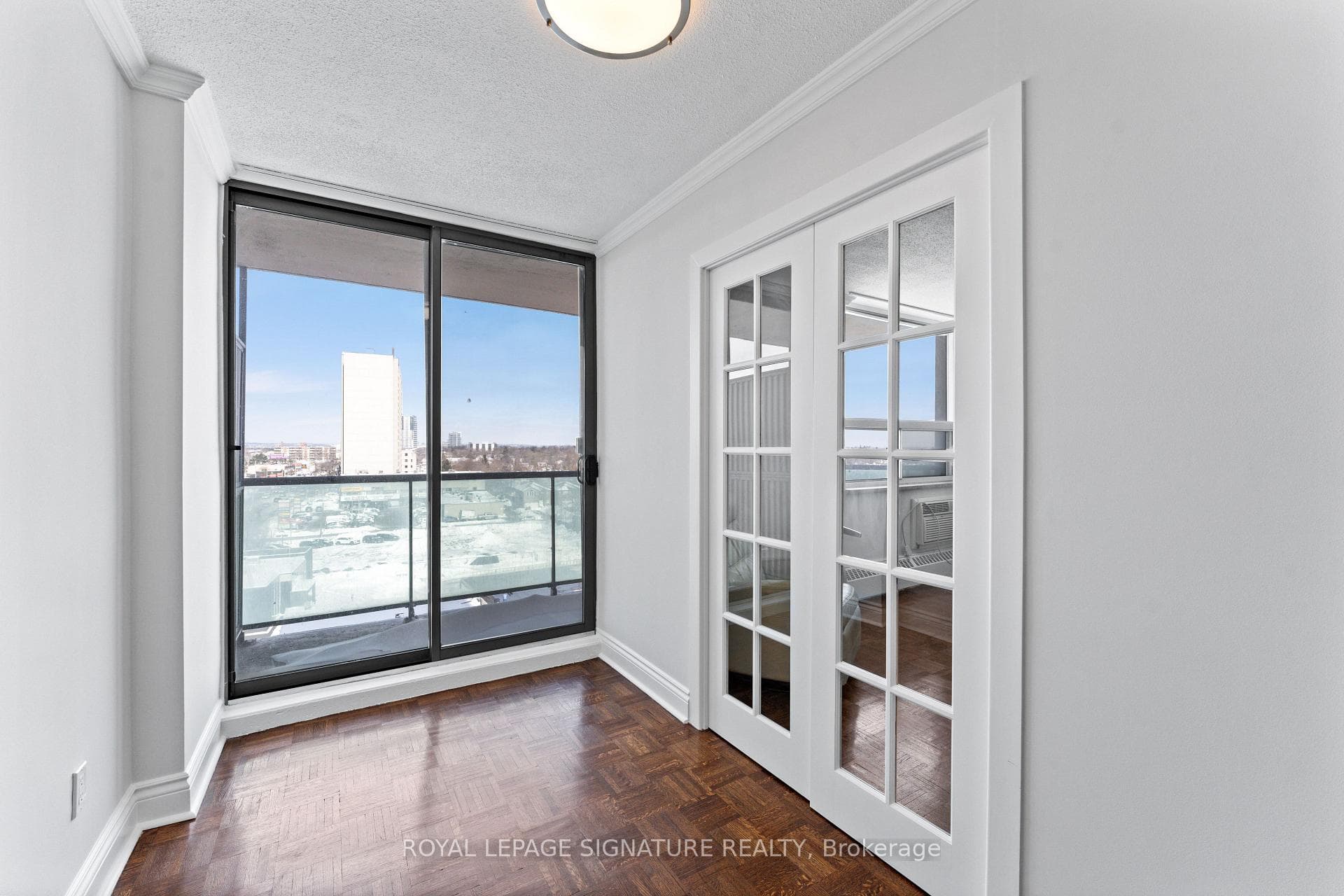 5949 Yonge Street Unit 802 photo 17