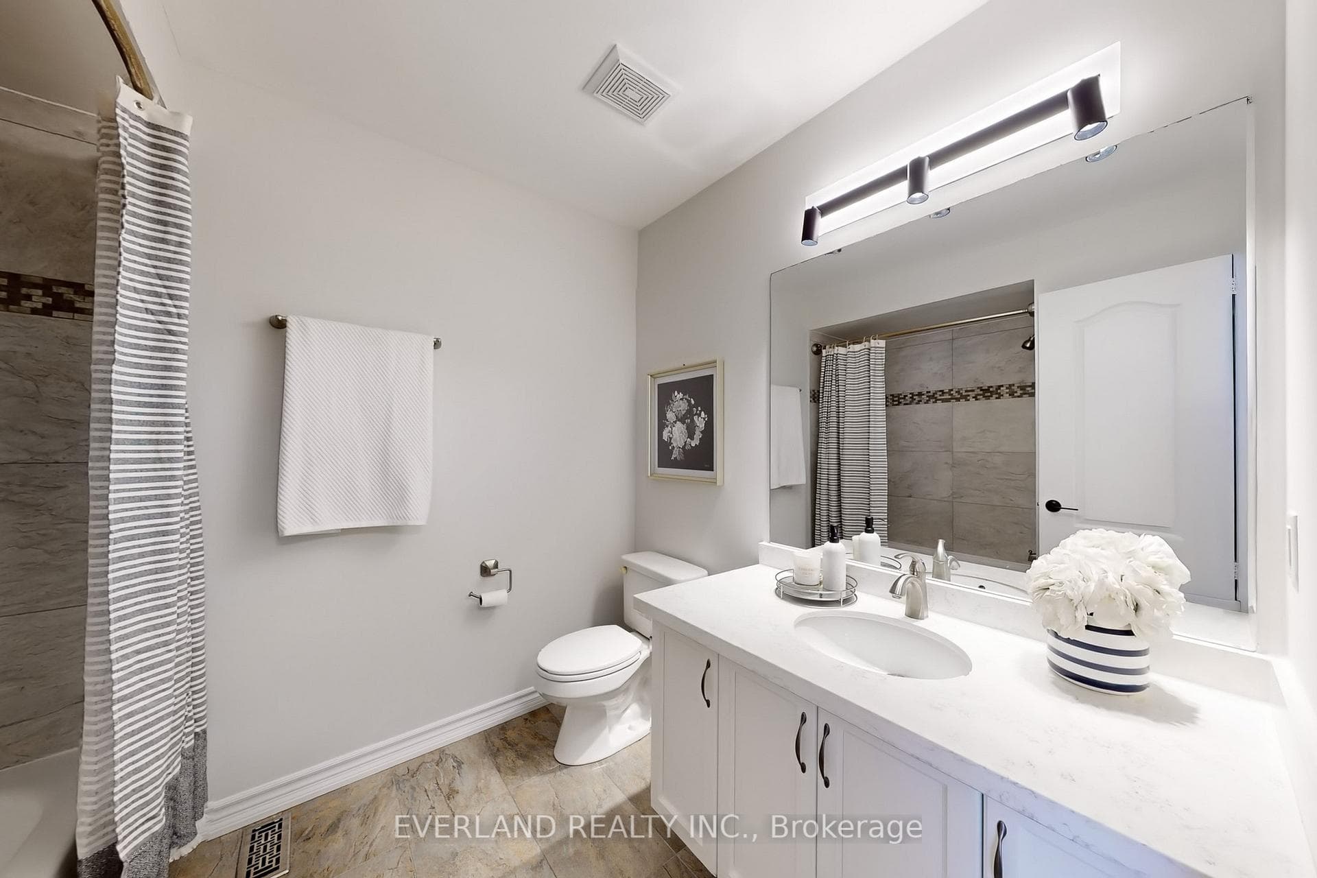 45 Lebovic Drive photo 35