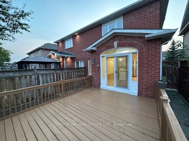 7565 Black Walnut Trail photo 13