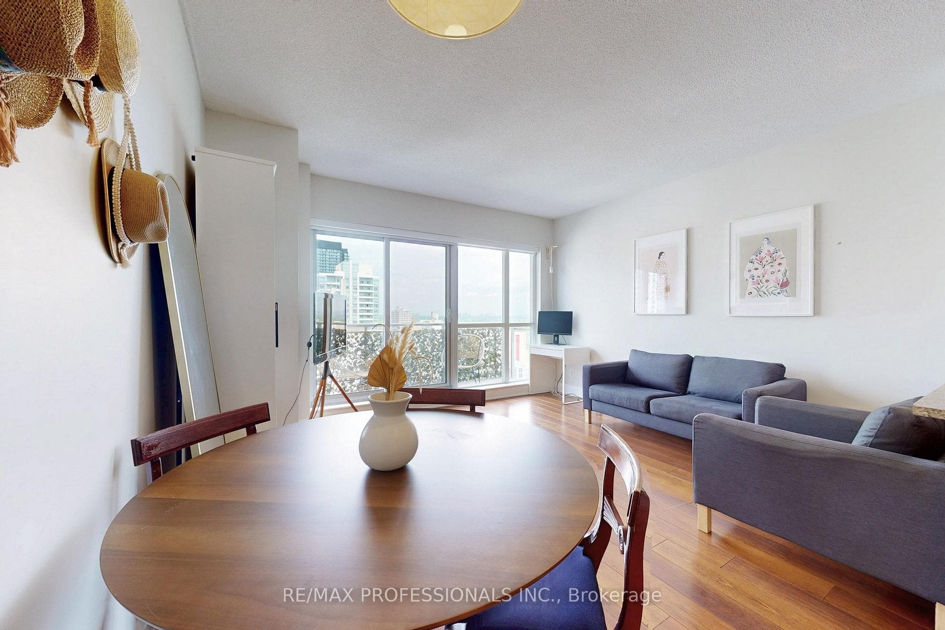 83 Redpath Avenue Unit 1301 photo 12