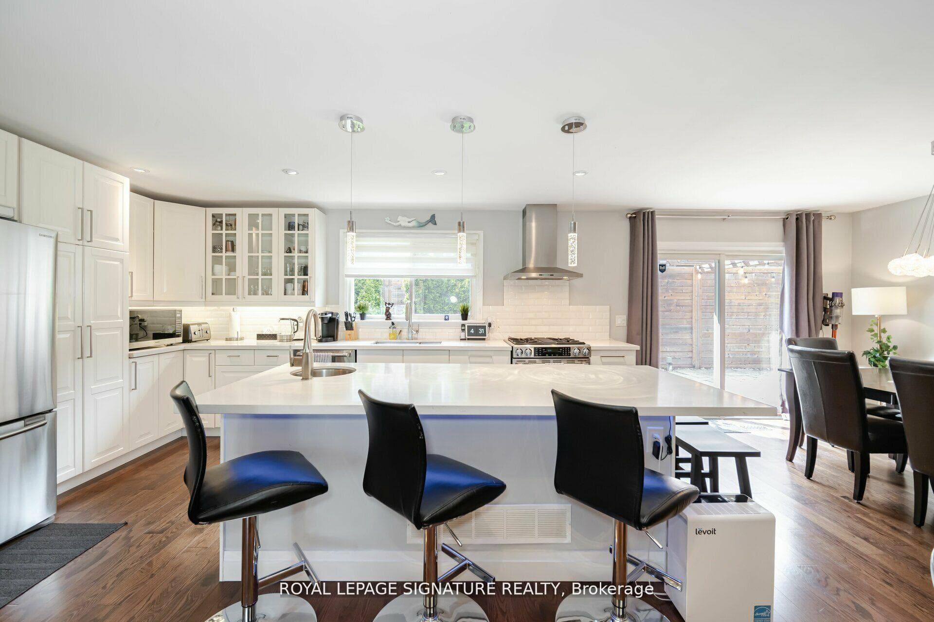 2497 Wyatt Street photo 11
