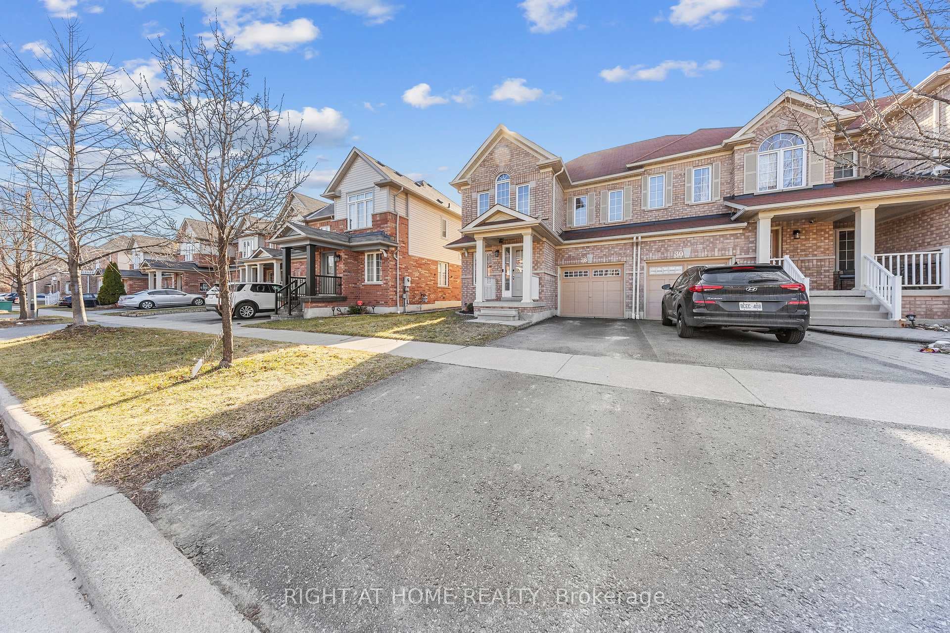 28 Booker Drive photo 2