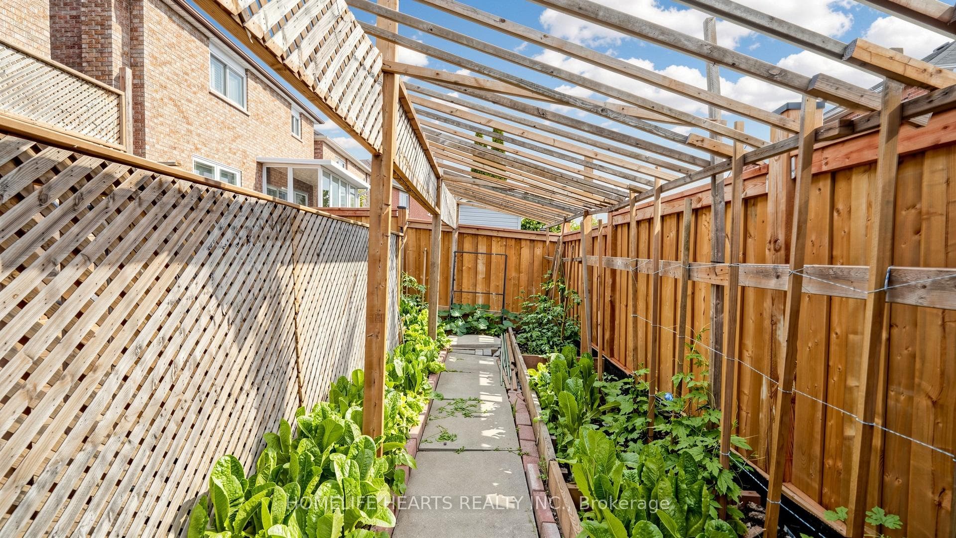 30 Shepton Way photo 45