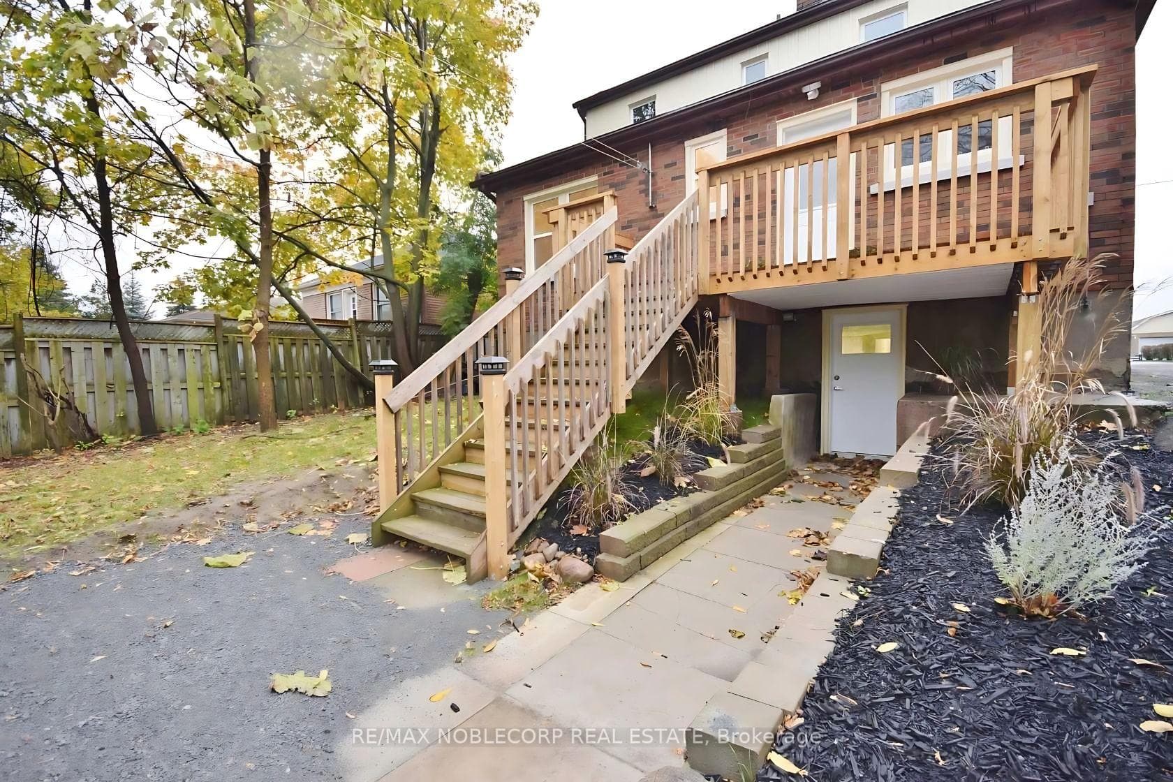 77 Eastlawn Street Unit Lower photo 1