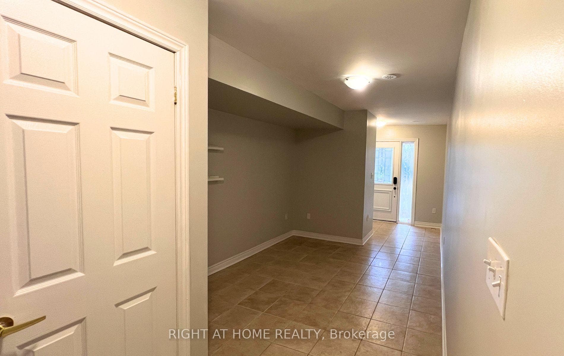 1250 St Martins Drive Unit 45 photo 3