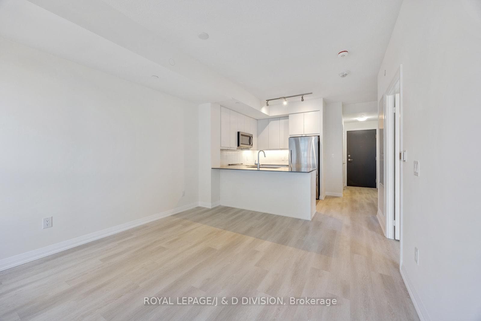 From Living Room looking to Kitchen