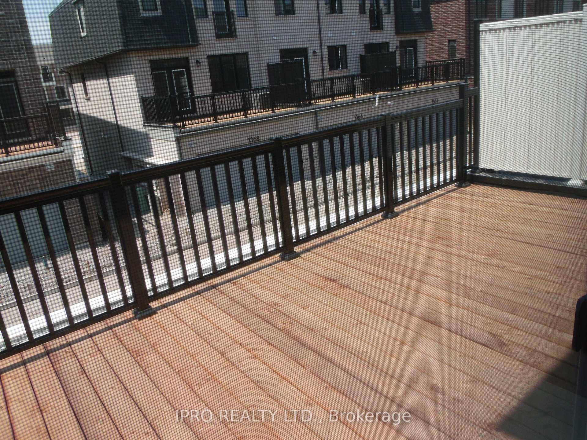 1369 Kobzar Drive photo 11
