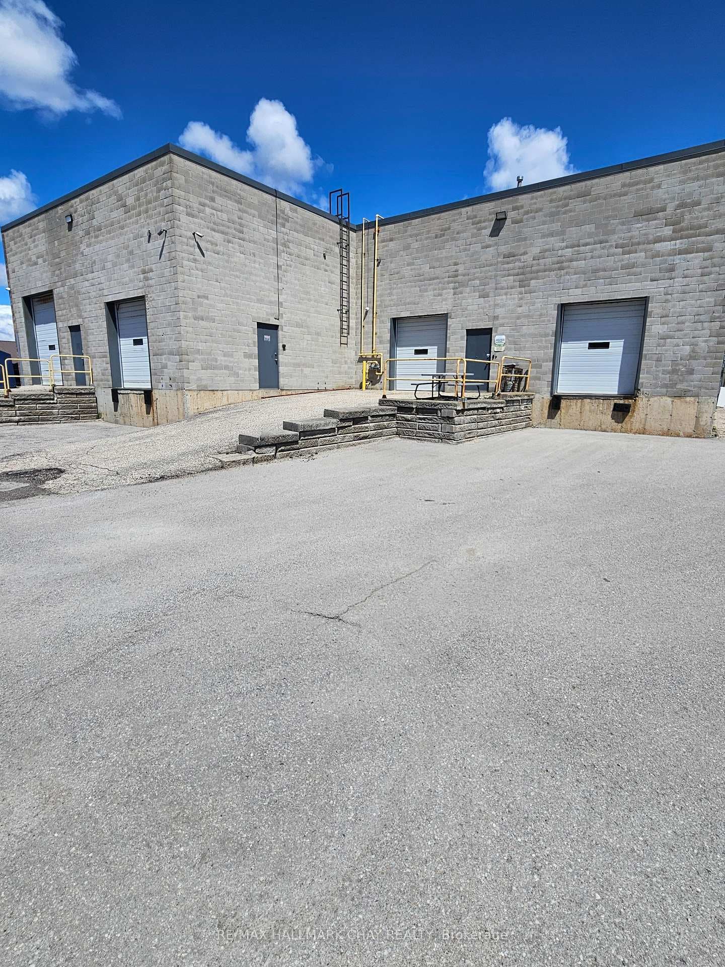 94 Saunders Road Unit 1&2 photo 12