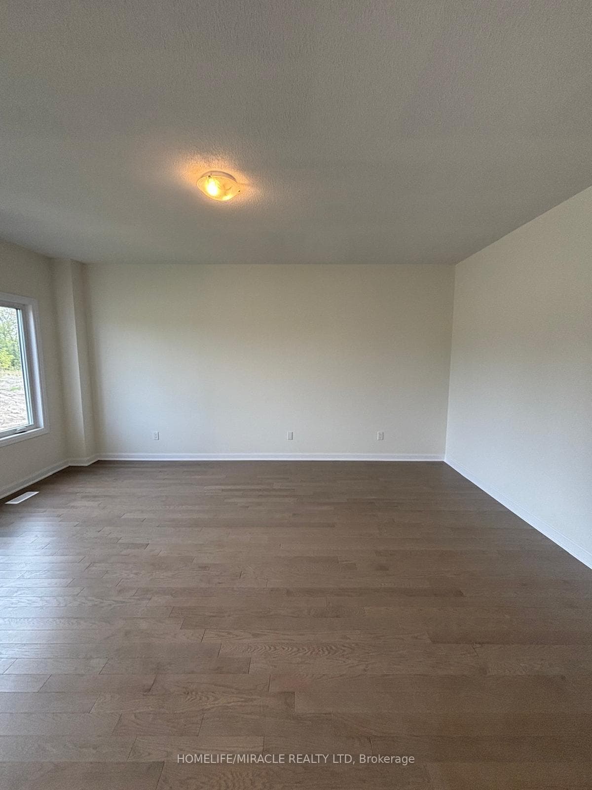 76 Oakmont Drive photo 4