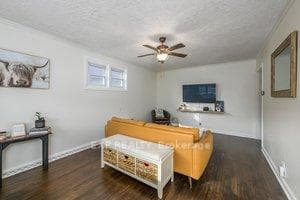 55 Price Street photo 5