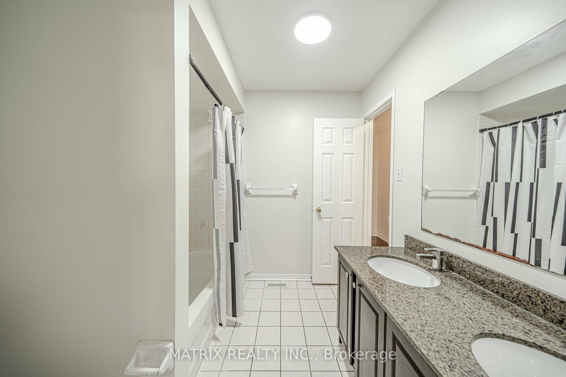 1 Apollo Road photo 24