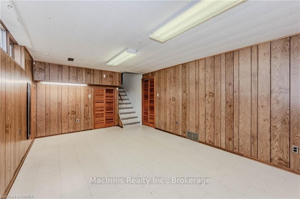 76 HARVARD Road photo 36