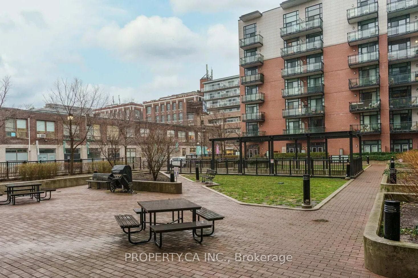 88 Colgate Avenue Unit 621 photo 2
