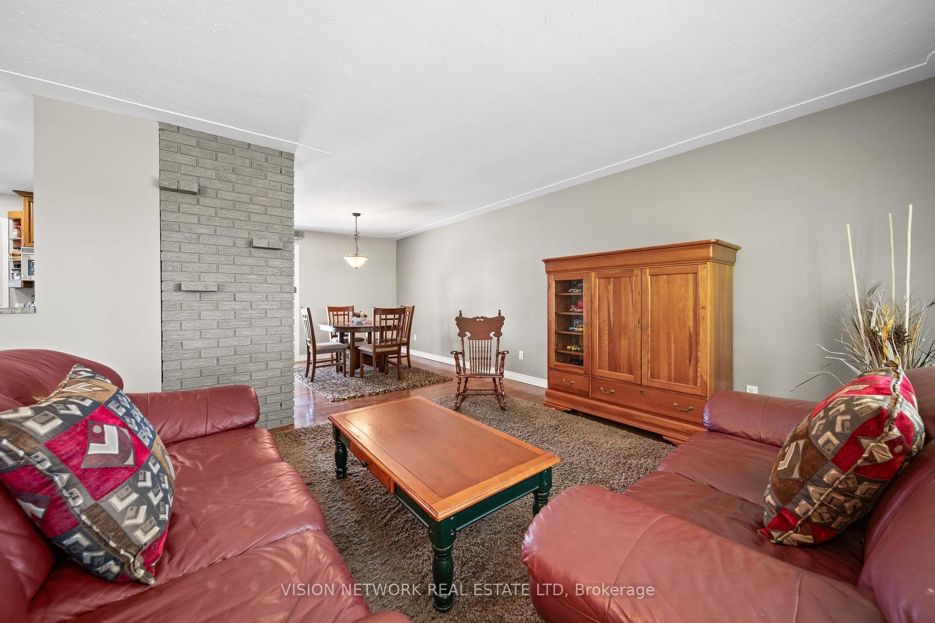 16909 Evelyn Drive photo 13