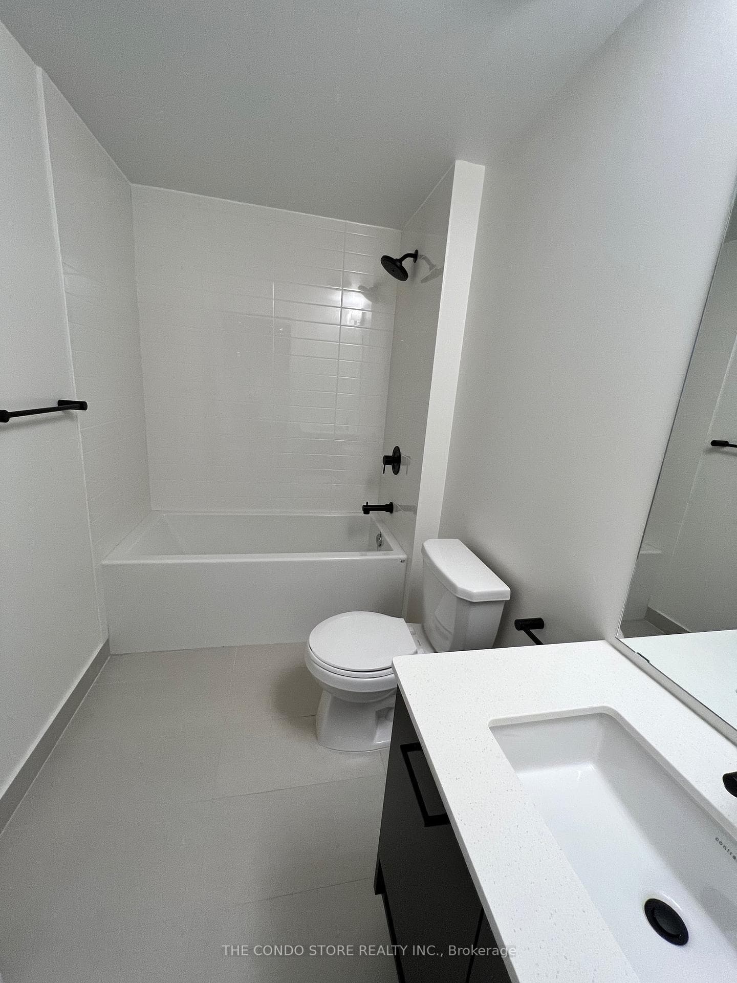 2300 St.Clair Avenue Unit 510 photo 7
