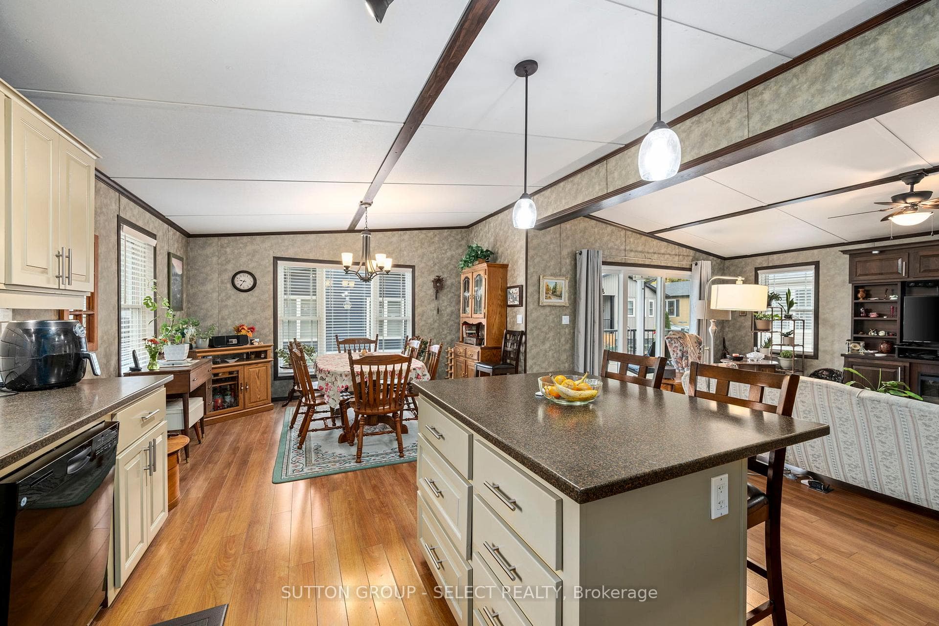 22790 Amiens Road Unit 131 photo 14